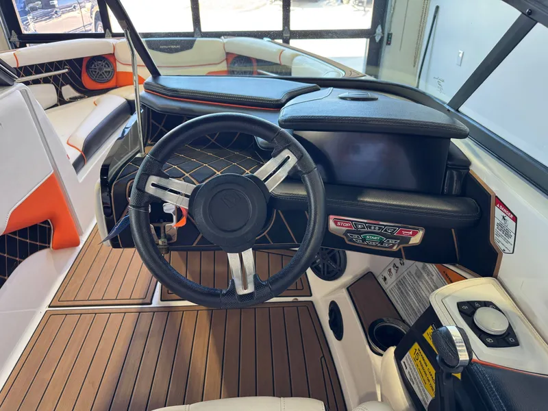 Slide: The Image of Correct Craft Super Air Nautique GS22 2017 - 26