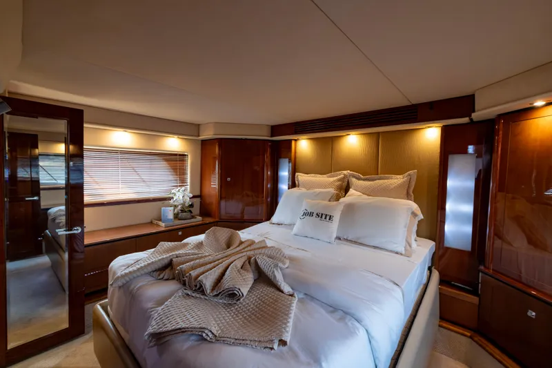 Slide: The Image of Sea Ray 55 Sundancer 2008 - 54