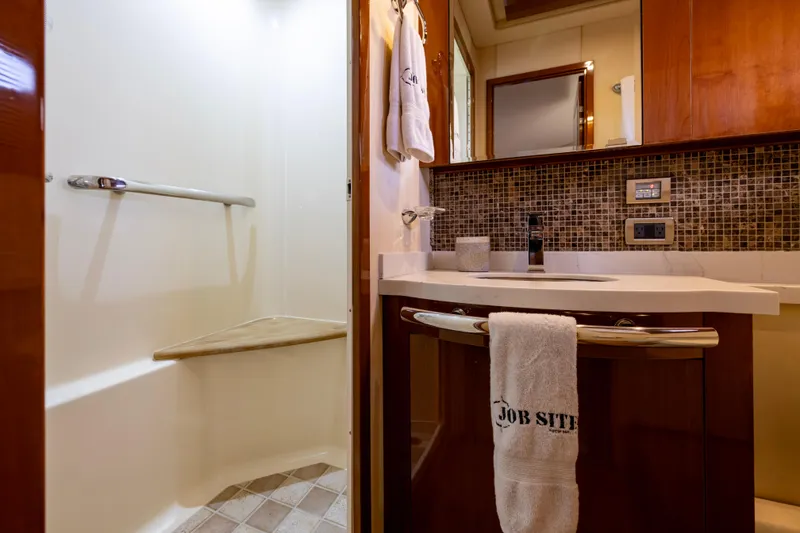 Slide: The Image of Sea Ray 55 Sundancer 2008 - 56