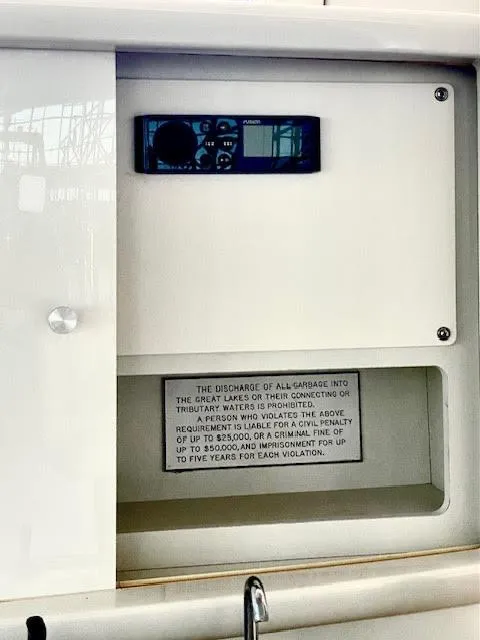 Slide: The Image of Control panel and warning sign on 1999 Carver 456 Aft Cabin Motor Yacht. - 20