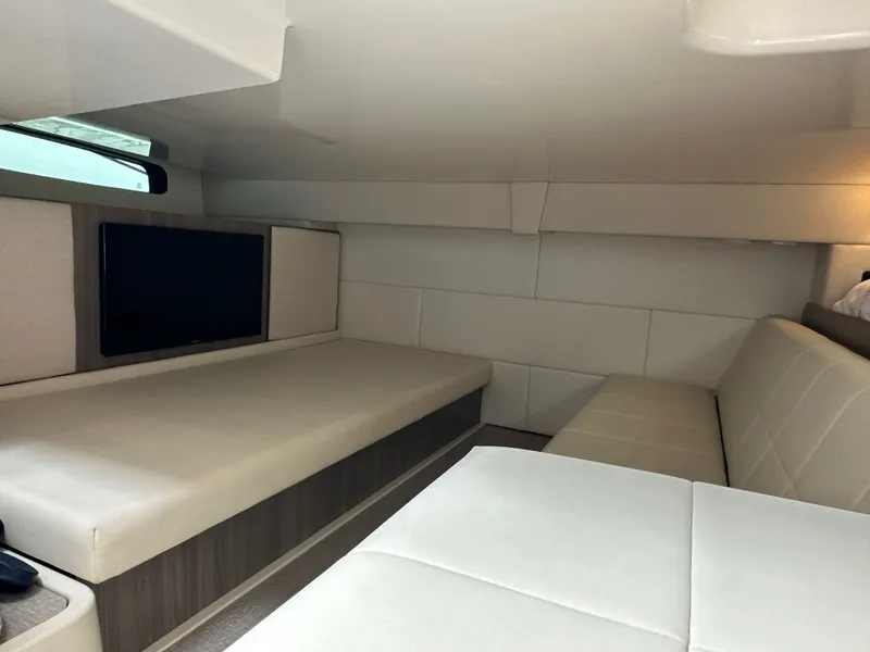 Slide: The Image of Regal 36 XO 2022 - 17