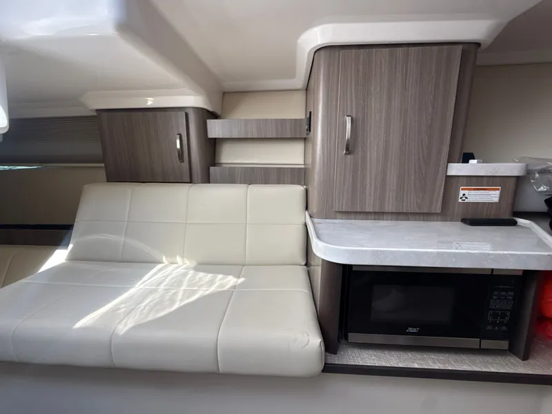 Slide: The Image of Regal 36 XO 2022 - 30