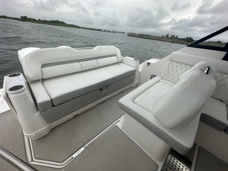 Slide: The Image of Regal 36 XO 2022 - 4