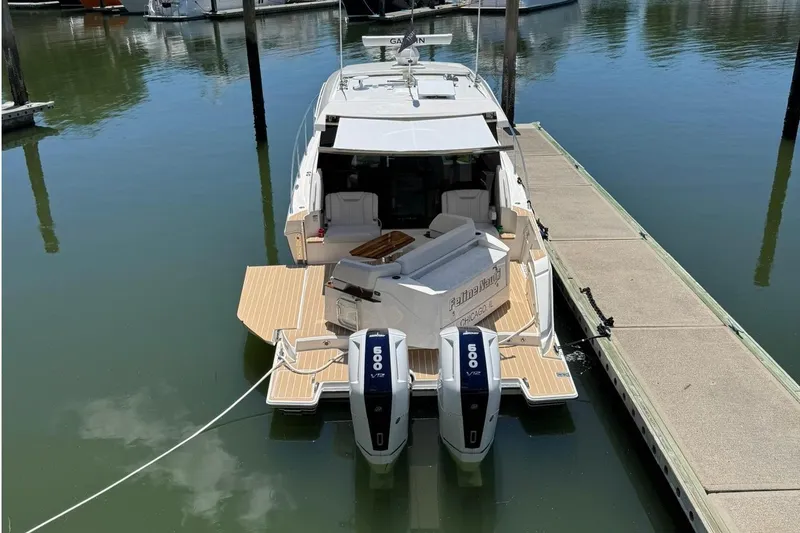 Slide: The Image of Tiara 43 LE 2025 - 4