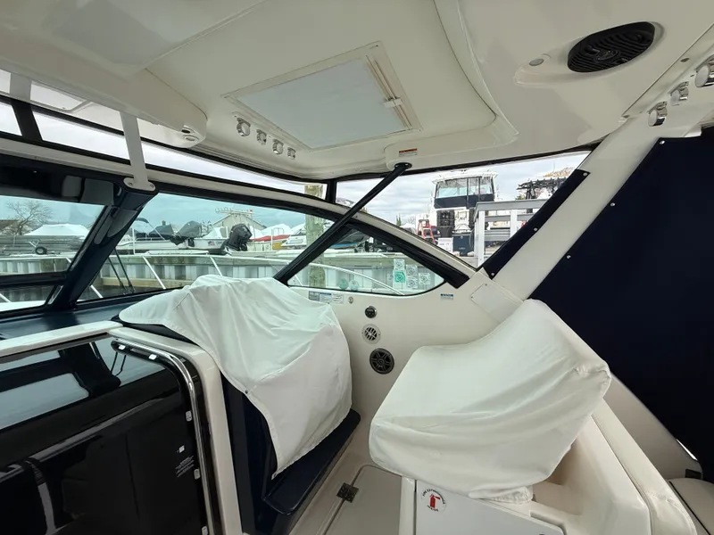 Slide: The Image of Tiara 3200 Open 2005 - 13