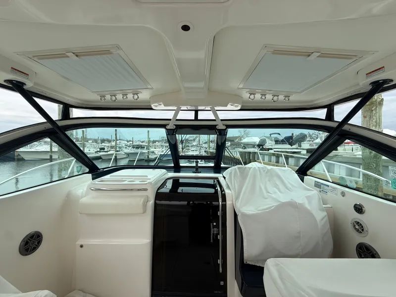 Slide: The Image of Tiara 3200 Open 2005 - 14