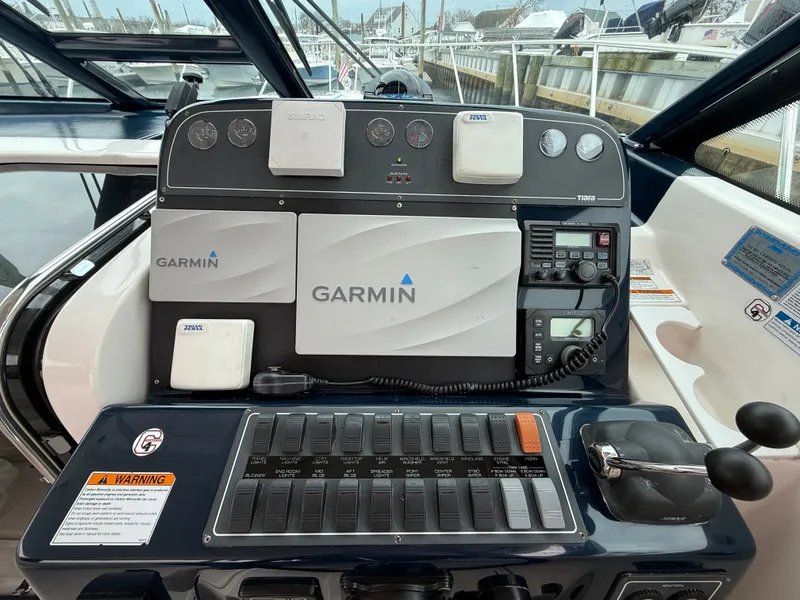 Slide: The Image of Tiara 3200 Open 2005 - 18