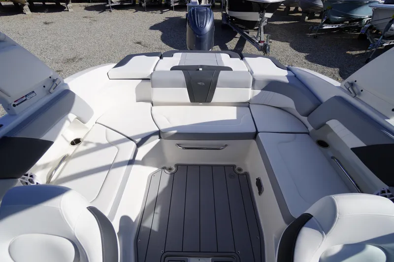 Slide: The Image of 2026 Chaparral 23 SSi OB boat interior with spacious seating and modern design. - 40