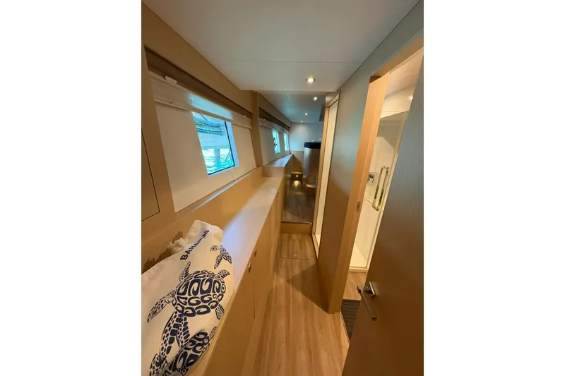 Slide: The Image of Master Cabin - 20