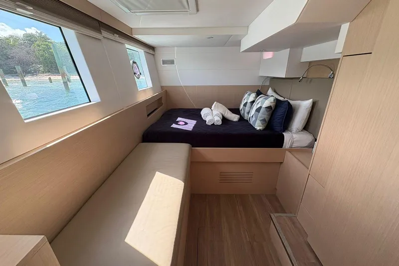 Slide: The Image of VIP - STB Aft - 25