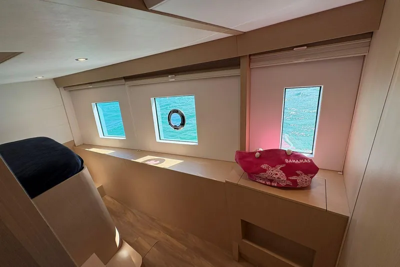 Slide: The Image of STB Fwb - 30