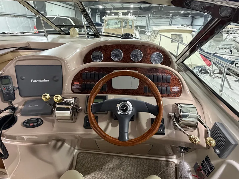 Slide: The Image of Sea Ray 360 Sundancer 2005 - 12