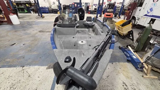 Slide: The Image of Lund Rebel XS 1650 SS 2016 - 9