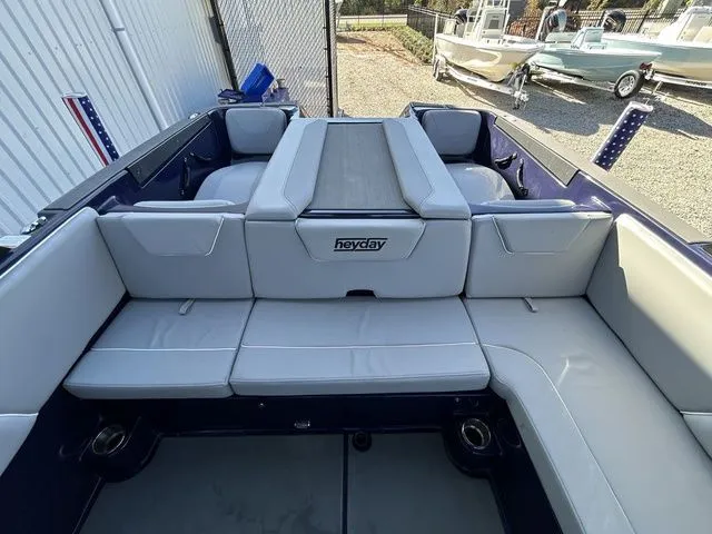 Slide: The Image of Heyday Wake Boats WT-2DC 2024 - 19