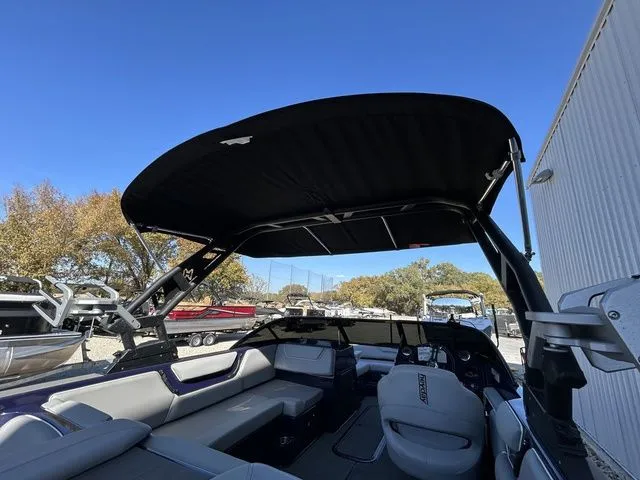 Slide: The Image of Heyday Wake Boats WT-2DC 2024 - 21