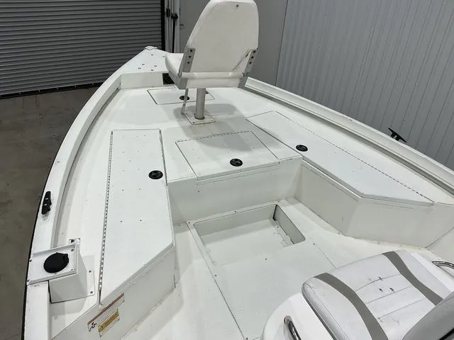 Slide: The Image of Lowe SF 214 Sport Fish 2021 - 10