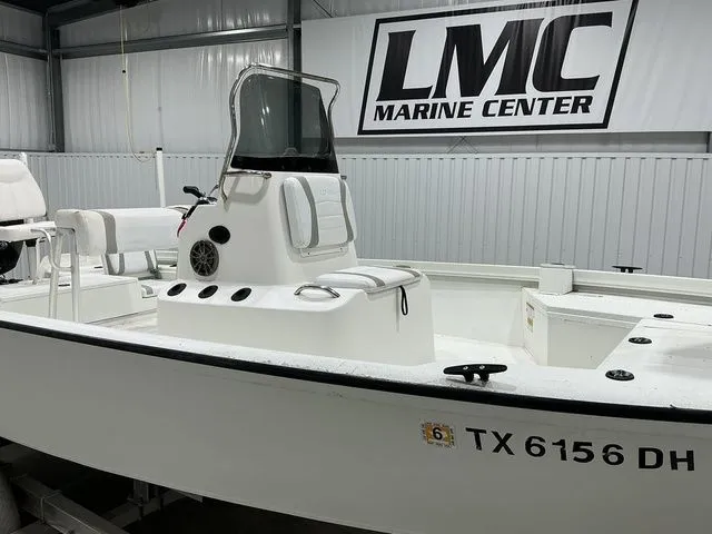 Slide: The Image of Lowe SF 214 Sport Fish 2021 - 15