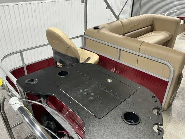 Slide: The Image of Lowe SF 214 Sport Fish 2021 - 21