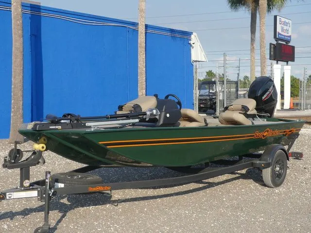The Image of Tracker Bass Tracker Classic Limited 2026 - 1