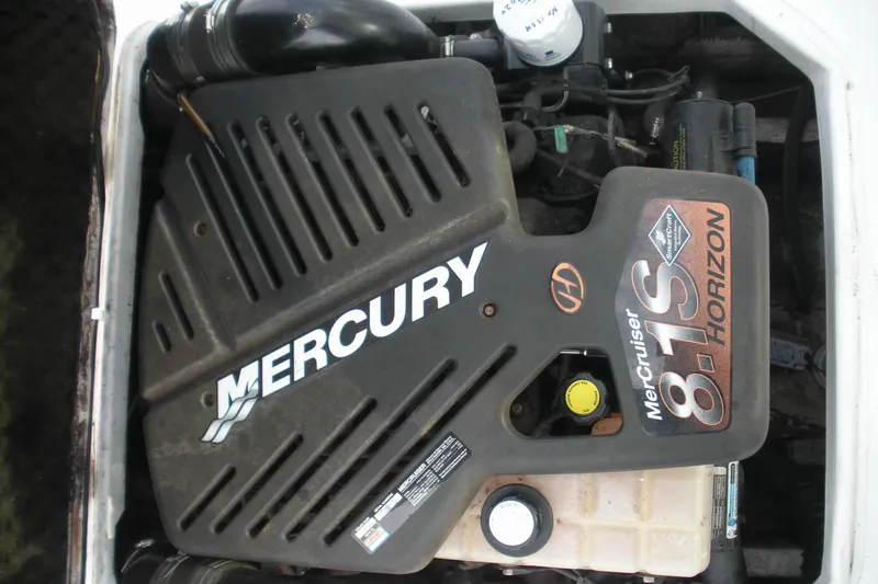 Slide: The Image of Mercury MerCruiser 8.1S Horizon engine in 2005 Baha Cruisers 299 SF boat. - 24