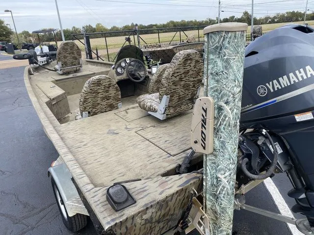 Slide: The Image of Xpress XP180 2012 - 6