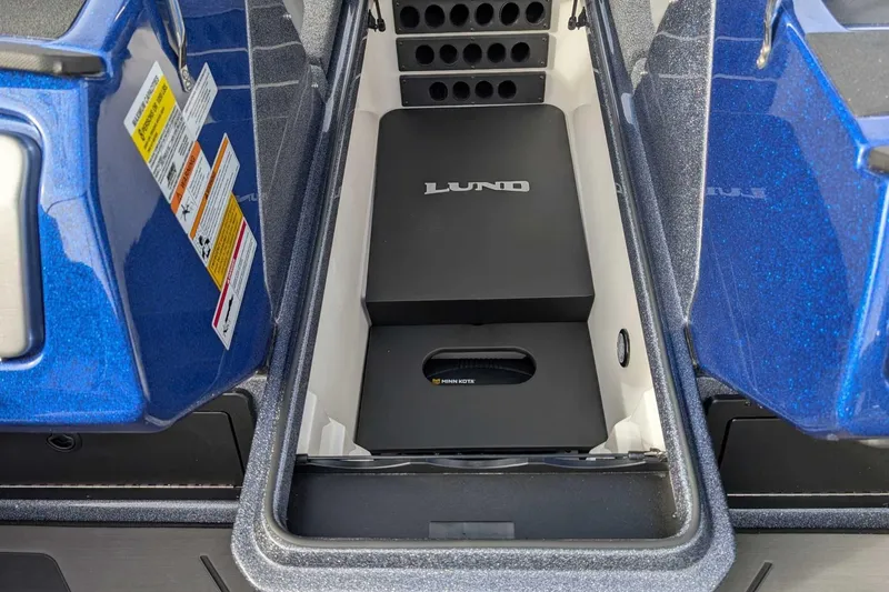 Slide: The Image of 2026 Lund 202 Pro V GL Fiberglass Series Lund Located at Waconda Boats - 17