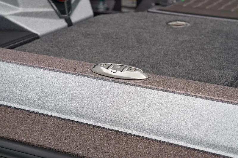 Slide: The Image of Ranger Z521R 2026 - 38