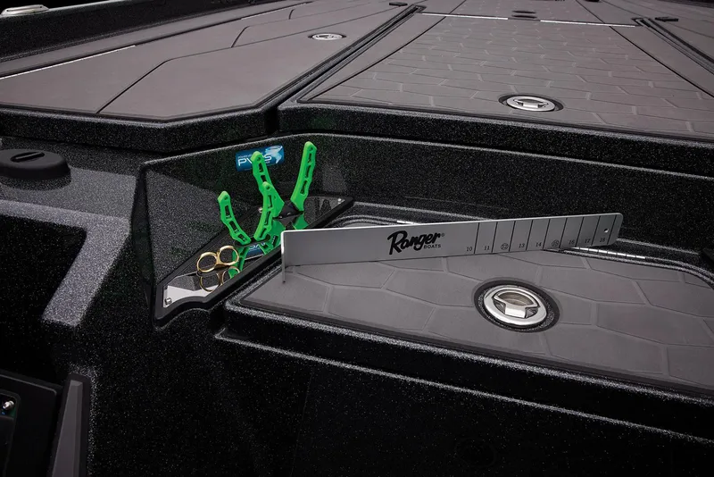 Slide: The Image of Ranger Z520R 2026 - 28