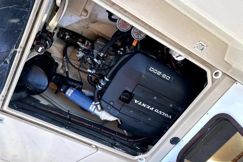 Slide: The Image of Engine compartment of 2013 Ranger Tugs R-27 with Volvo Penta D3-200 engine. - 56