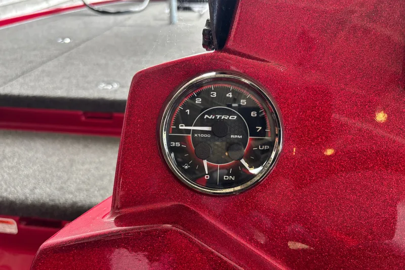 Slide: The Image of Tachometer of 2026 Nitro Z20 XL boat, red dashboard, RPM gauge. - 15