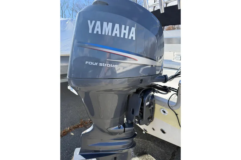 Slide: The Image of Yamaha four-stroke outboard motor on 2008 Tidewater 2100 Bay Max boat. - 21