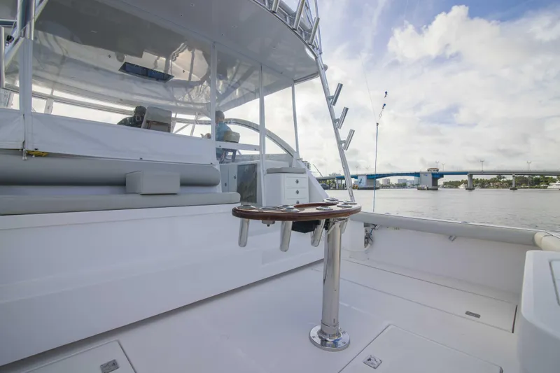 Slide: The Image of Cabo 41 Justice - Exterior Cockpit - 10