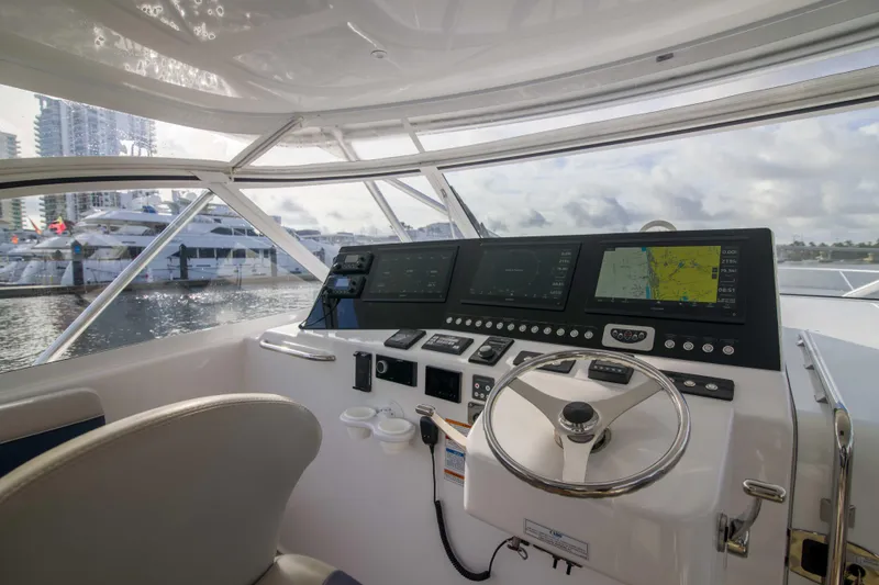 Slide: The Image of Cabo 41 Justice - Exterior Helm - 19