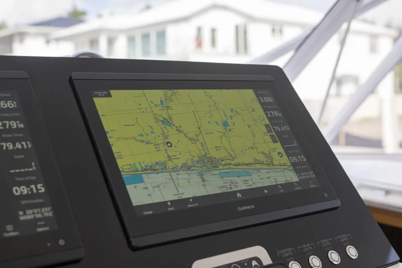 Slide: The Image of Cabo 41 Justice - Exterior Helm - 21