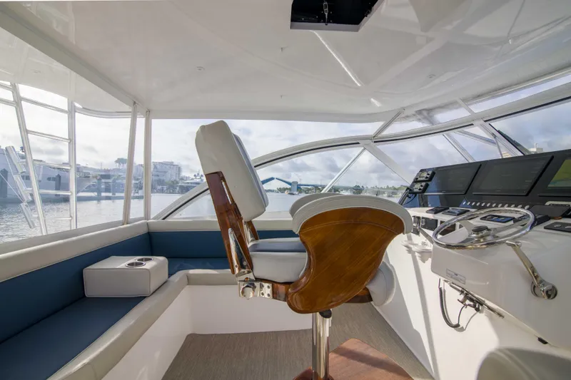 Slide: The Image of Cabo 41 Justice - Exterior Helm - 24