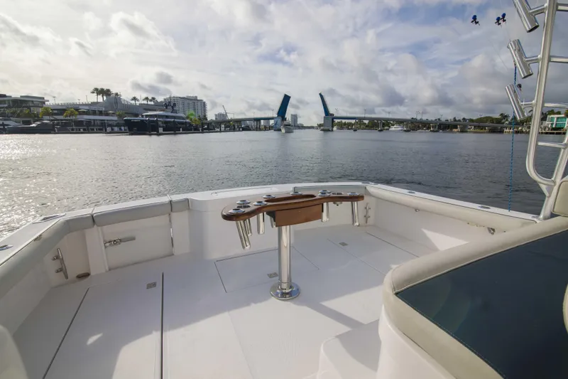 Slide: The Image of Cabo 41 Justice - Exterior Cockpit - 5