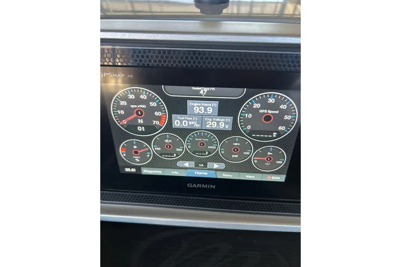 Slide: The Image of 2020 Manitou 25 Oasis SR SHP pontoon boat on trailer at Big Thunder Marine. - 8