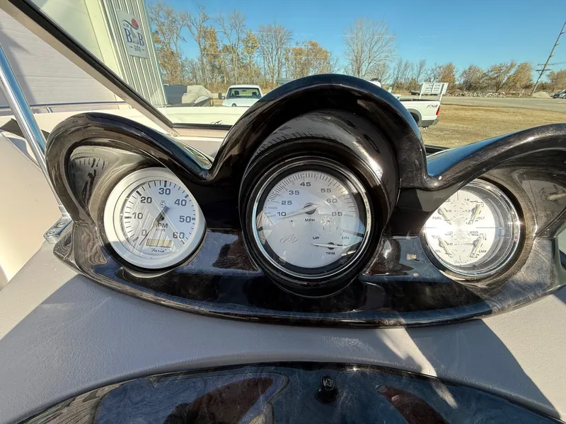 Slide: The Image of Monterey 214FS 2009 - 13