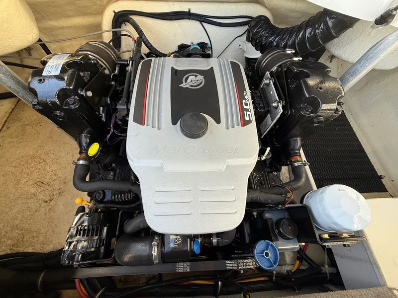 Slide: The Image of Monterey 214FS 2009 - 19