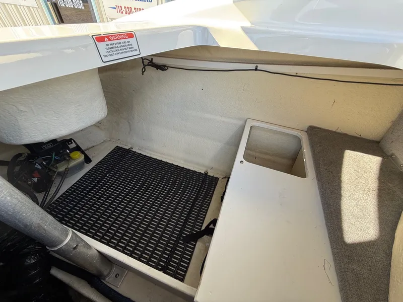 Slide: The Image of Monterey 214FS 2009 - 21