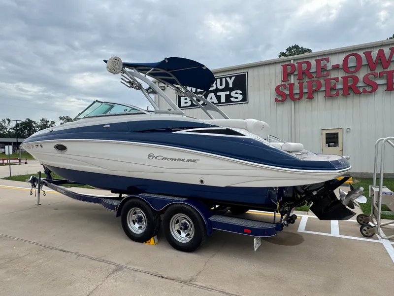 Slide: The Image of Crownline Boats Eclipse E4 2014 - 30