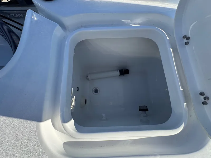 Slide: The Image of Sea Hunt 22 Bx 2026 - 15