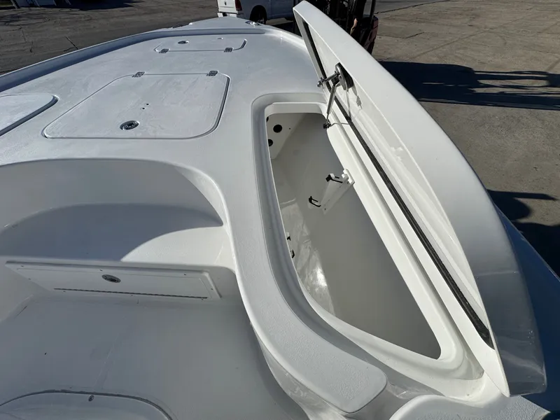 Slide: The Image of Sea Hunt 22 Bx 2026 - 25