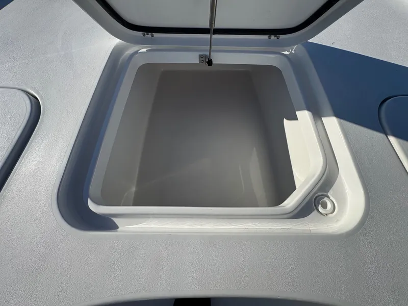 Slide: The Image of Sea Hunt BX 22 BR 2026 - 10