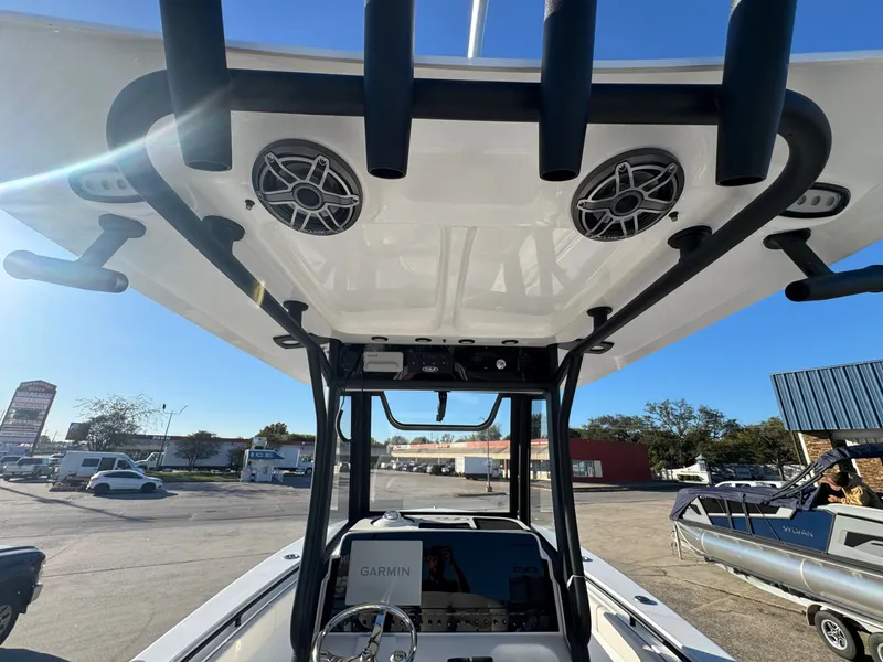 Slide: The Image of Sea Hunt Gamefish 27 Coffin Box 2026 - 16