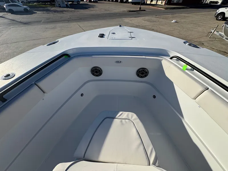 Slide: The Image of Sea Hunt Gamefish 27 Coffin Box 2026 - 21