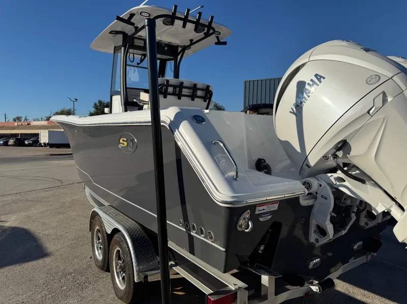 Slide: The Image of Sea Hunt Gamefish 27 Coffin Box 2026 - 6