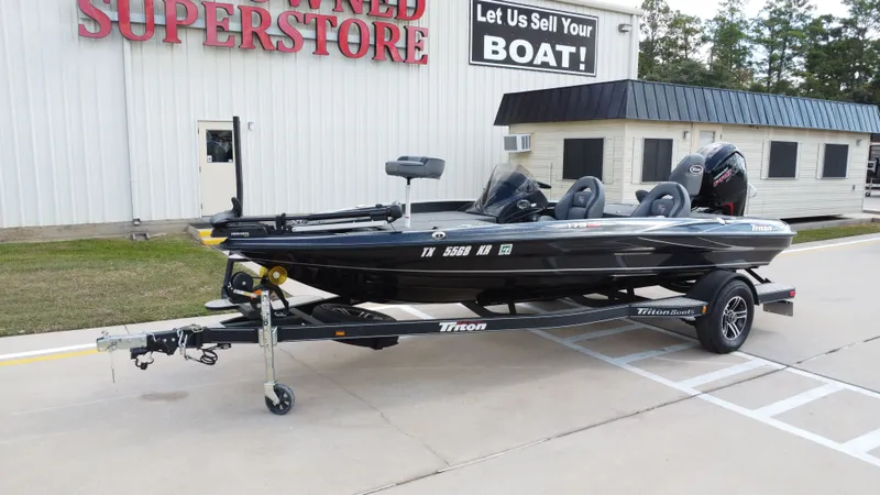 Slide: The Image of Triton 179 TrX 2023 - 10