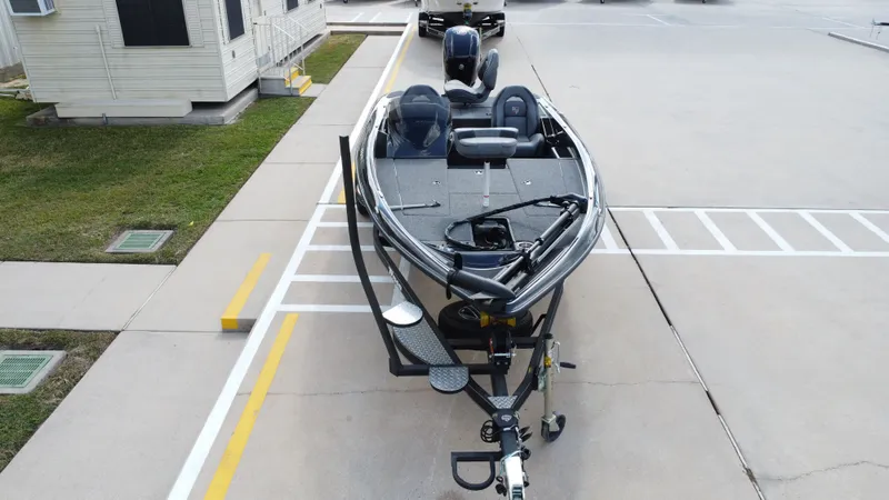 Slide: The Image of Triton 179 TrX 2023 - 18