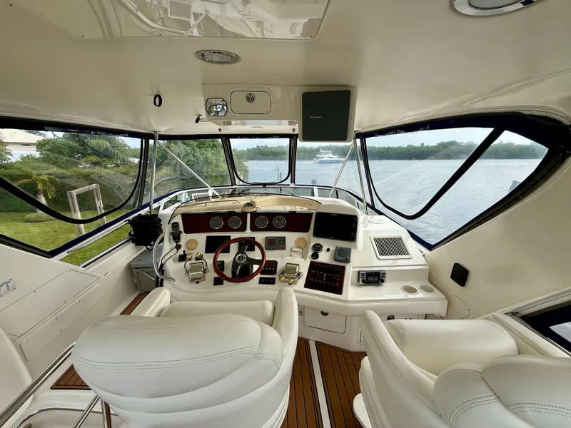 Slide: The Image of Sea Ray 480 Sedan Bridge 2004 - 19